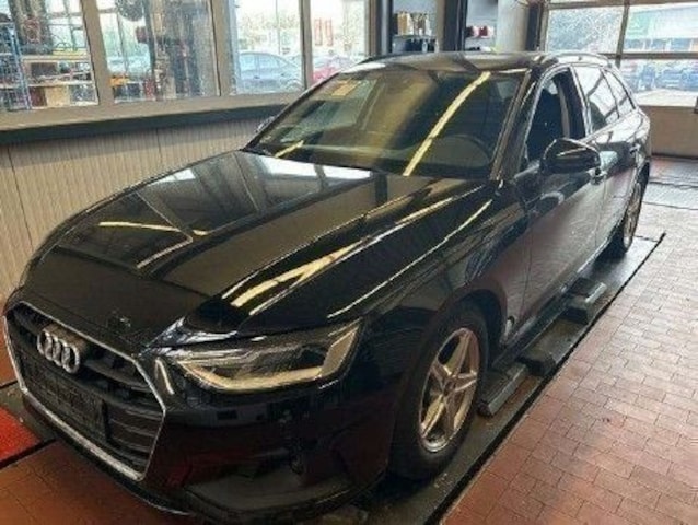 Audi A4 30 TDI Avant S-Tronic