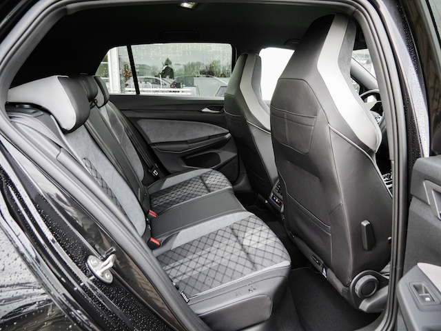 Volkswagen Golf 2.0 TDI Golf VIII R-Line