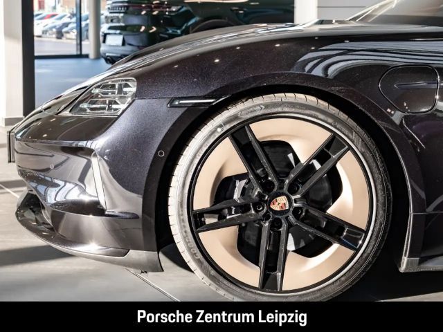 Porsche Taycan 4 Black Edition