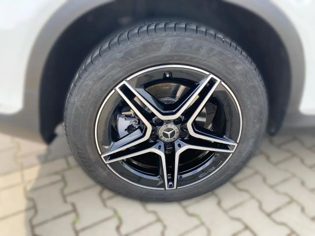 Mercedes-Benz GLC 220 4MATIC AMG Line GLC 220 d