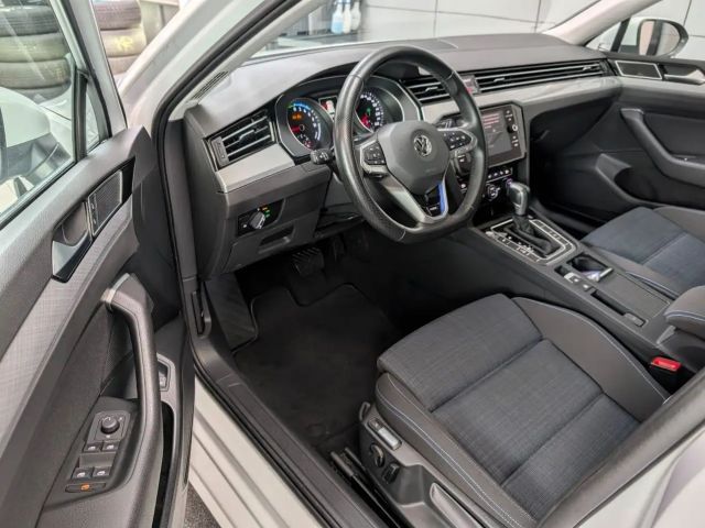 Volkswagen Passat DSG GTE Variant