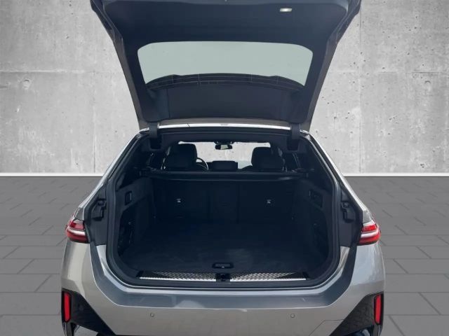 BMW 520 520i M-Sport Touring