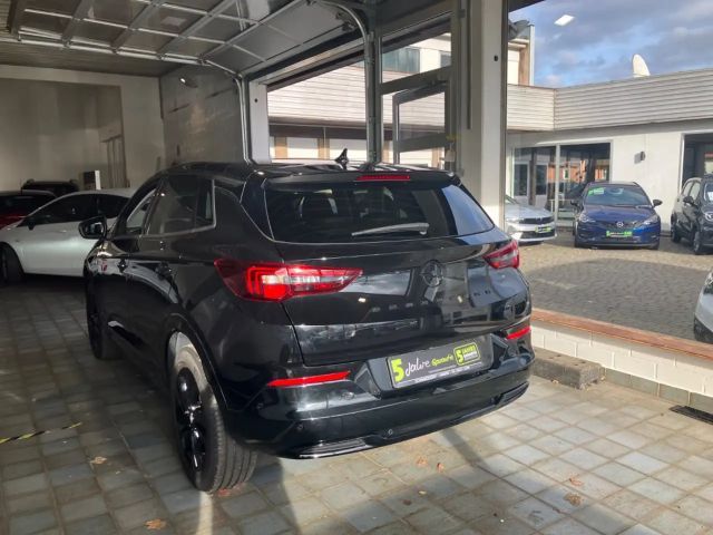 Opel Grandland X 1.2 Turbo