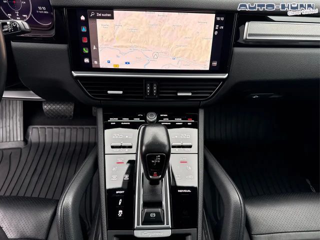 Porsche Cayenne Platinum Edition Turbo