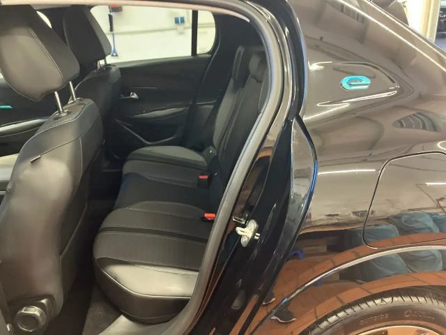 Peugeot E-208 Allure Pack