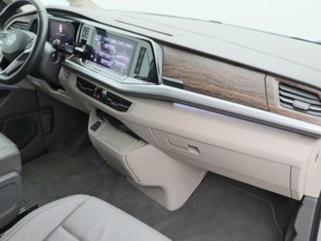 Volkswagen Multivan 2.0 TDI DSG Lang T7