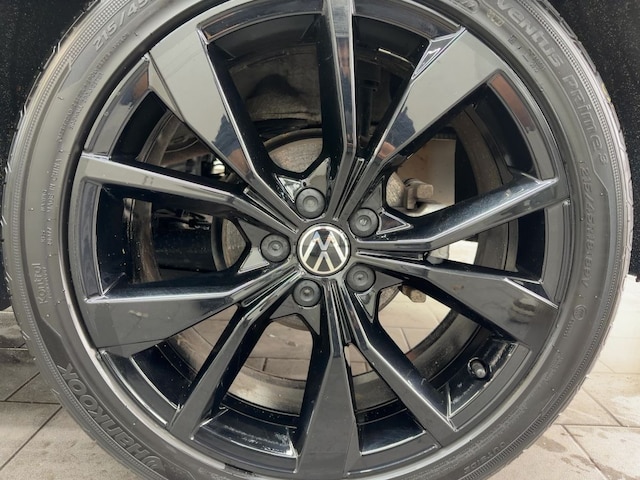 Volkswagen Taigo 1.5 TSI DSG R-Line