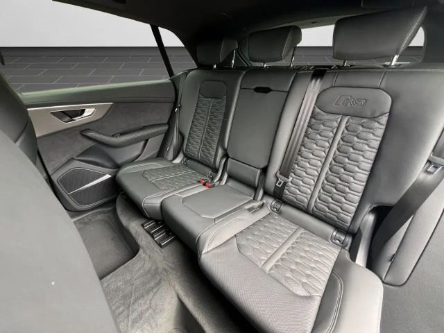 Audi RS Q8 SUV 441 kW tiptronic