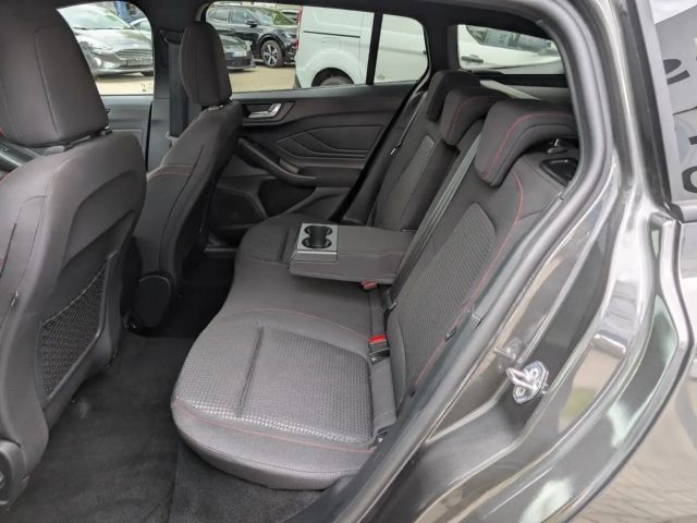 Ford Focus ST Line Wagon