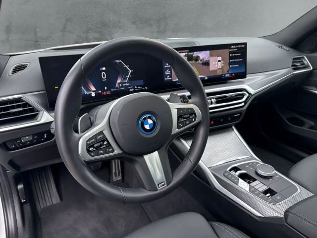 BMW 330 330e M-Sport Touring