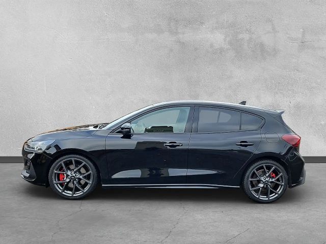 Ford Focus EcoBoost ST Line