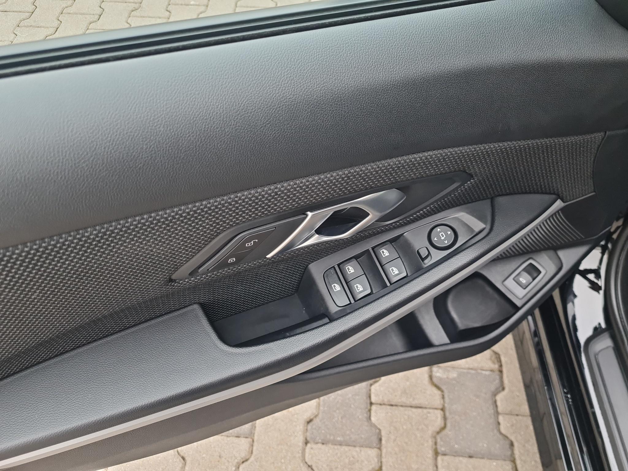 BMW 330 330i Touring