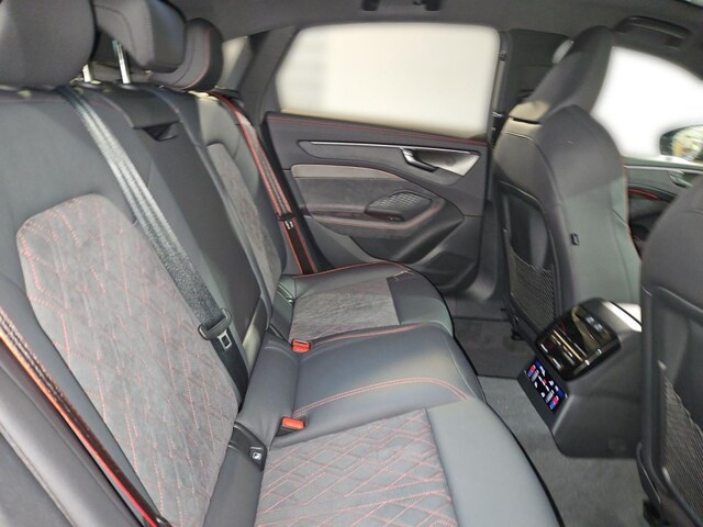 Audi A6 e-tron Quattro