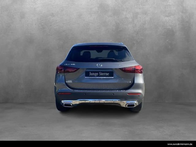 Mercedes-Benz GLA 180 Progressive