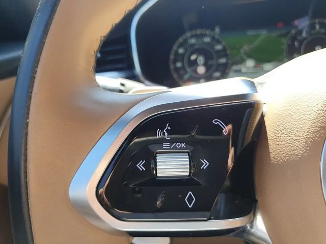 Jaguar F-Pace AWD P400e