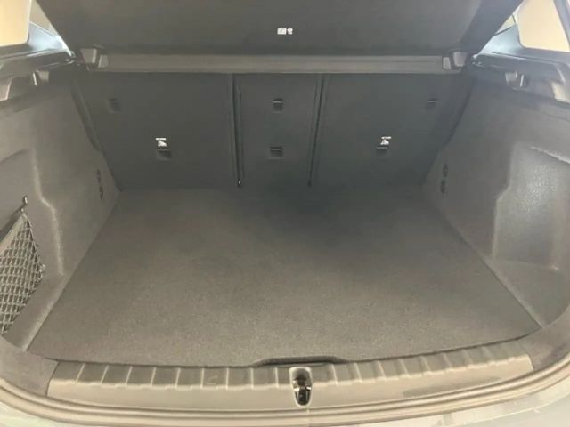 BMW 218 218d Active Tourer Sedan