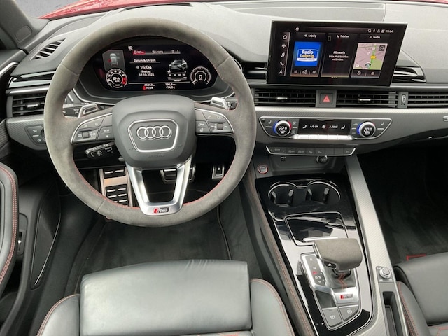 Audi RS4 Avant Quattro