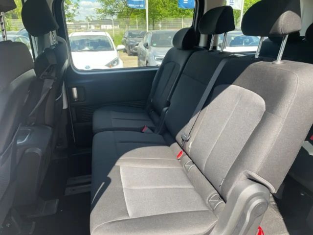 Hyundai Staria Trend