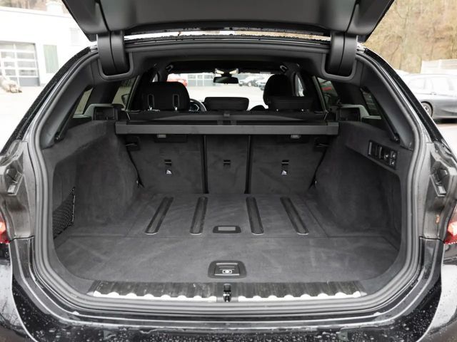 BMW 318 318i M-Sport Touring