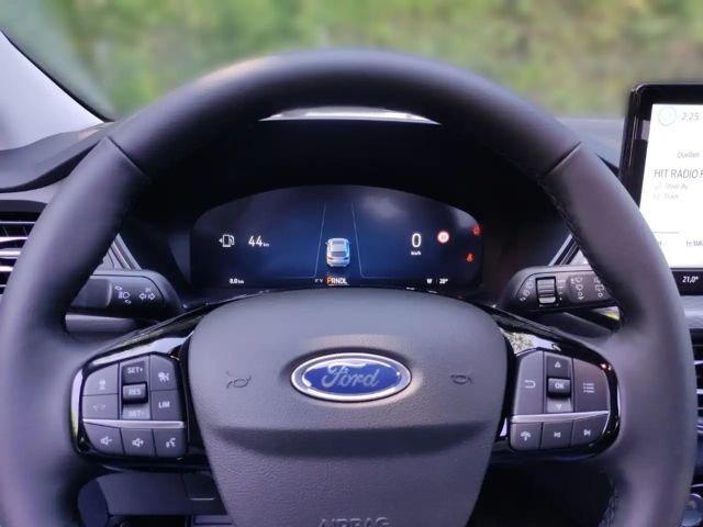 Ford Kuga AWD Hybrid Titanium