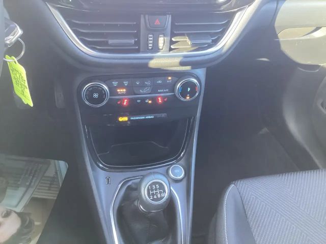 Ford Puma Cool & Connect