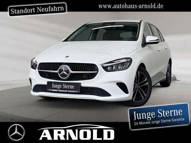 Mercedes-Benz B 200 Progressive Sedan