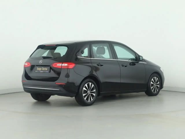 Mercedes-Benz B 180 B 180 d Style