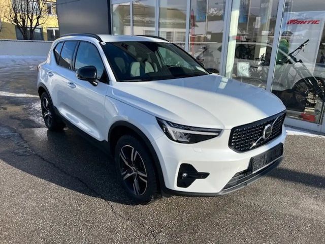 Volvo XC40 Dark Plus