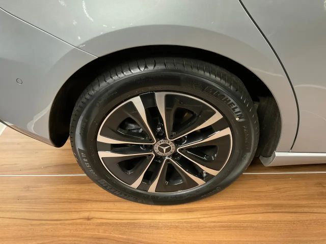 Mercedes-Benz B 200 B 200 d Progressive