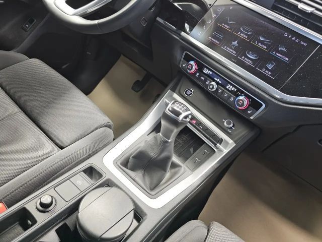 Audi Q3 AHK,LED,Navi,Sitzheizung,Kamera,PDC