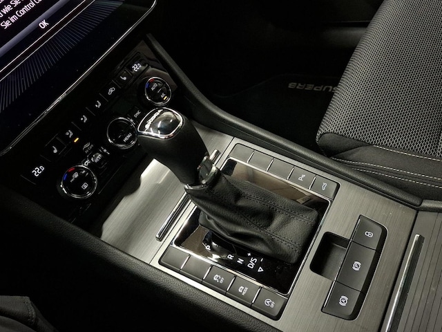 Skoda Superb 2.0 TDI Combi Style Style