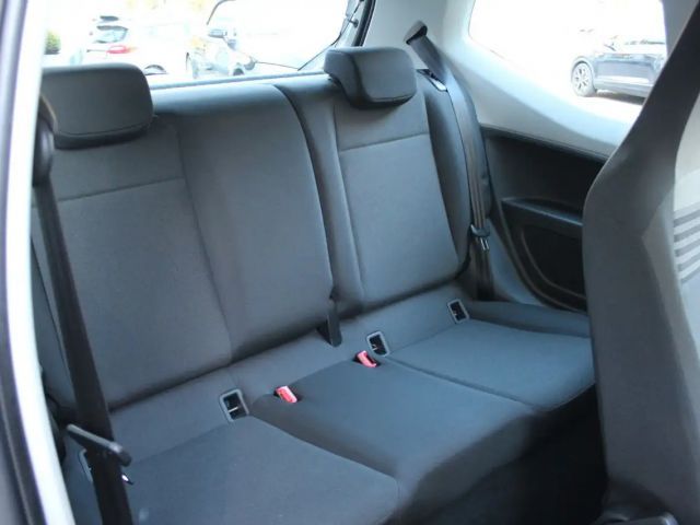 Volkswagen up! Move Move up!