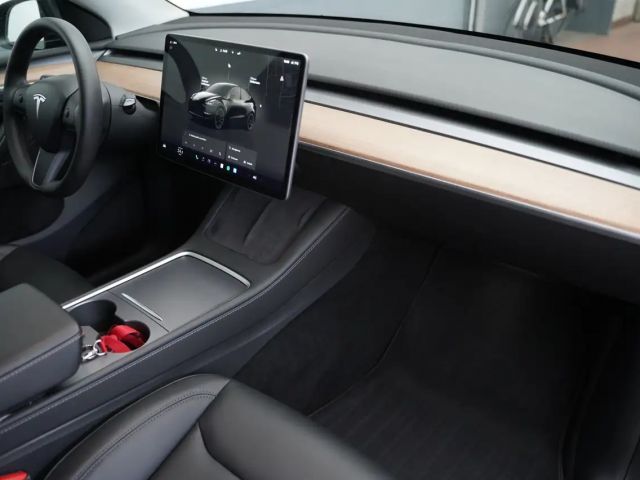 Tesla Model Y Performance