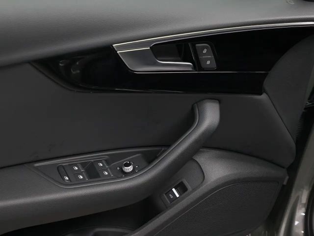 Audi A4 40 TFSI Quattro S-Line