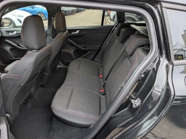 Ford Focus ST Line Wagon