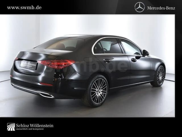 Mercedes-Benz C 180 AVANTGARDE Sedan