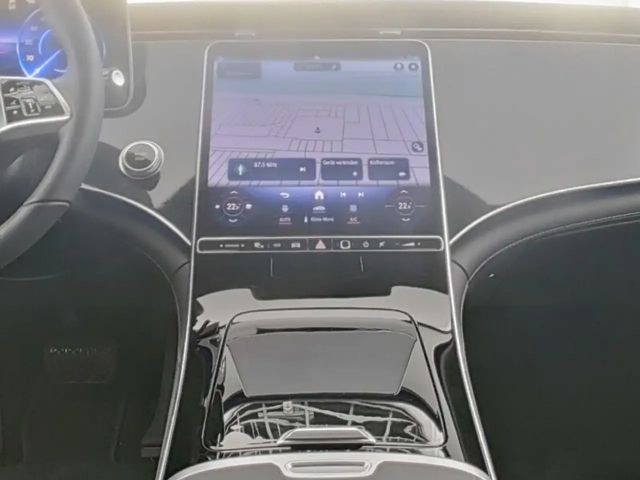 Mercedes-Benz EQE 300 Advanced Sedan