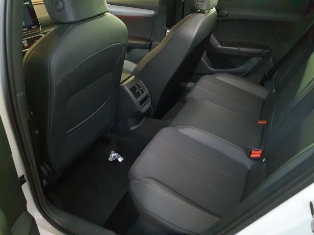 Cupra Leon Leon 1.5 eTSI Nav/Kam/ACC/Keyless/Assist/SHZ/18"