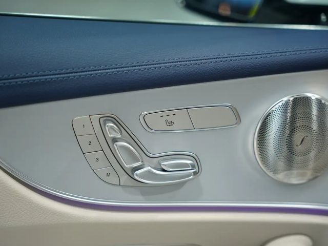 Mercedes-Benz E 200 4MATIC AMG Line Coupé