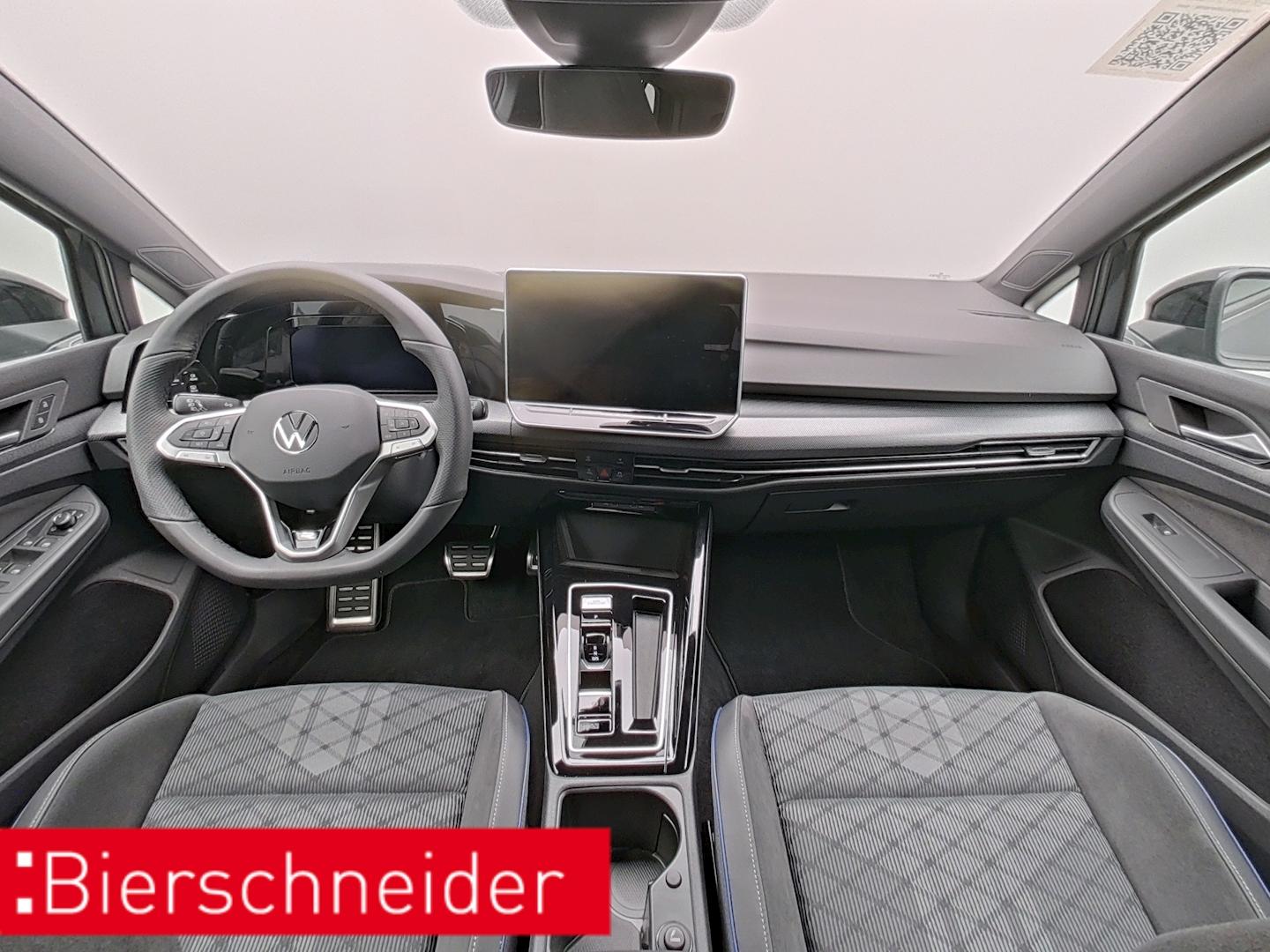 Volkswagen Golf 1.5 eTSI DSG R-Line Style