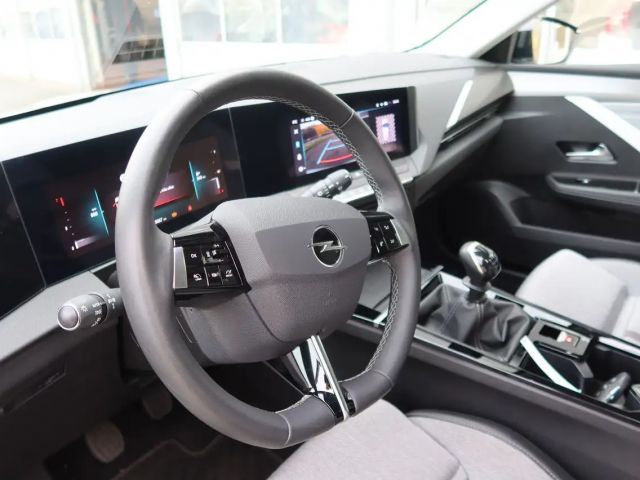 Opel Astra Elegance Sports Tourer