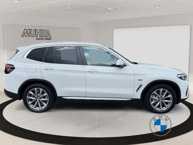 BMW X3 xDrive30e
