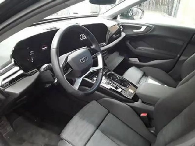 Audi A5 TFSI AHK/Sportsitze/Assistenz/02.30Gara