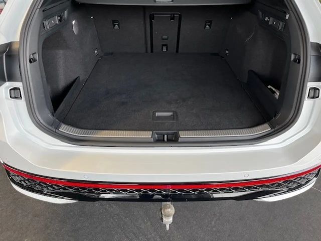 Volkswagen Passat IQ.Drive R-Line Variant