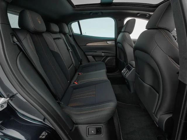 Maserati Grecale Folgore NEW + ELEKTRO + PANO