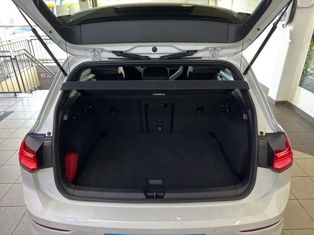 Volkswagen Golf 1.5 eTSI DSG