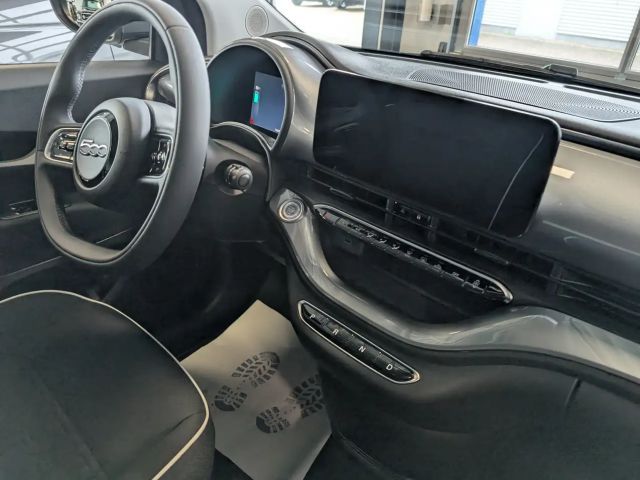 Fiat 500e 42kWh, Komfort+Style-Paket, Garantie