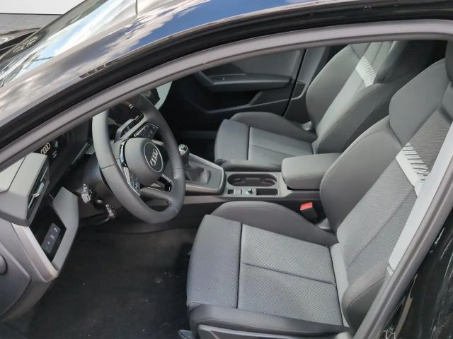 Audi A3 30 TDI Sedan