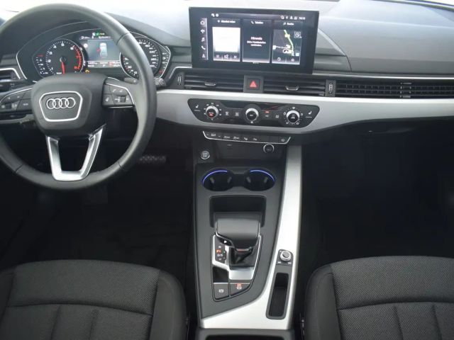 Audi A4 40 TFSI Avant S-Tronic