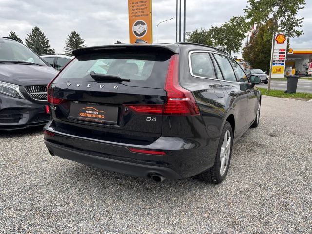 Volvo V60 Momentum
